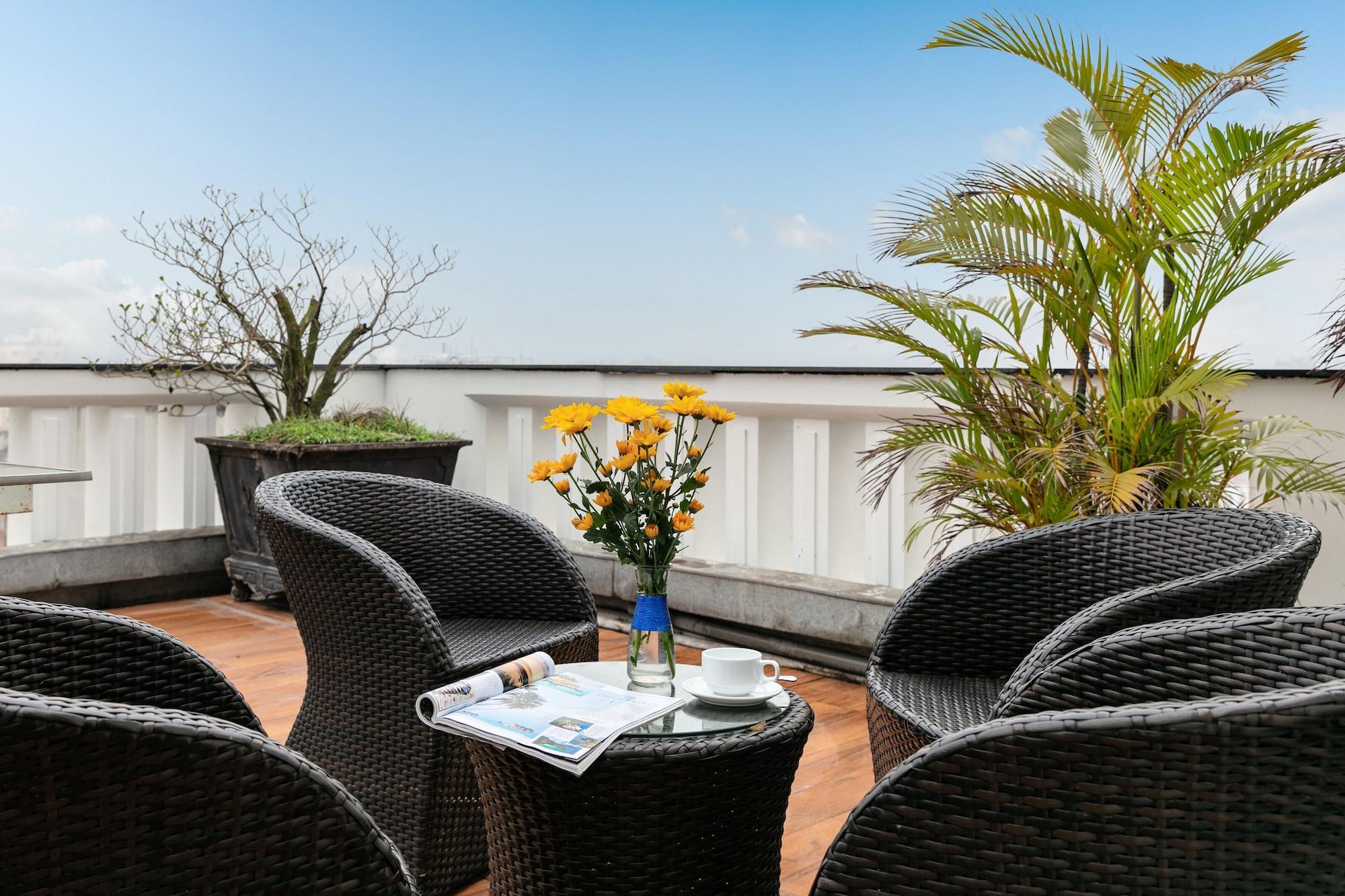 Church Boutique Hotel Hang Trong Hanoi Exterior photo