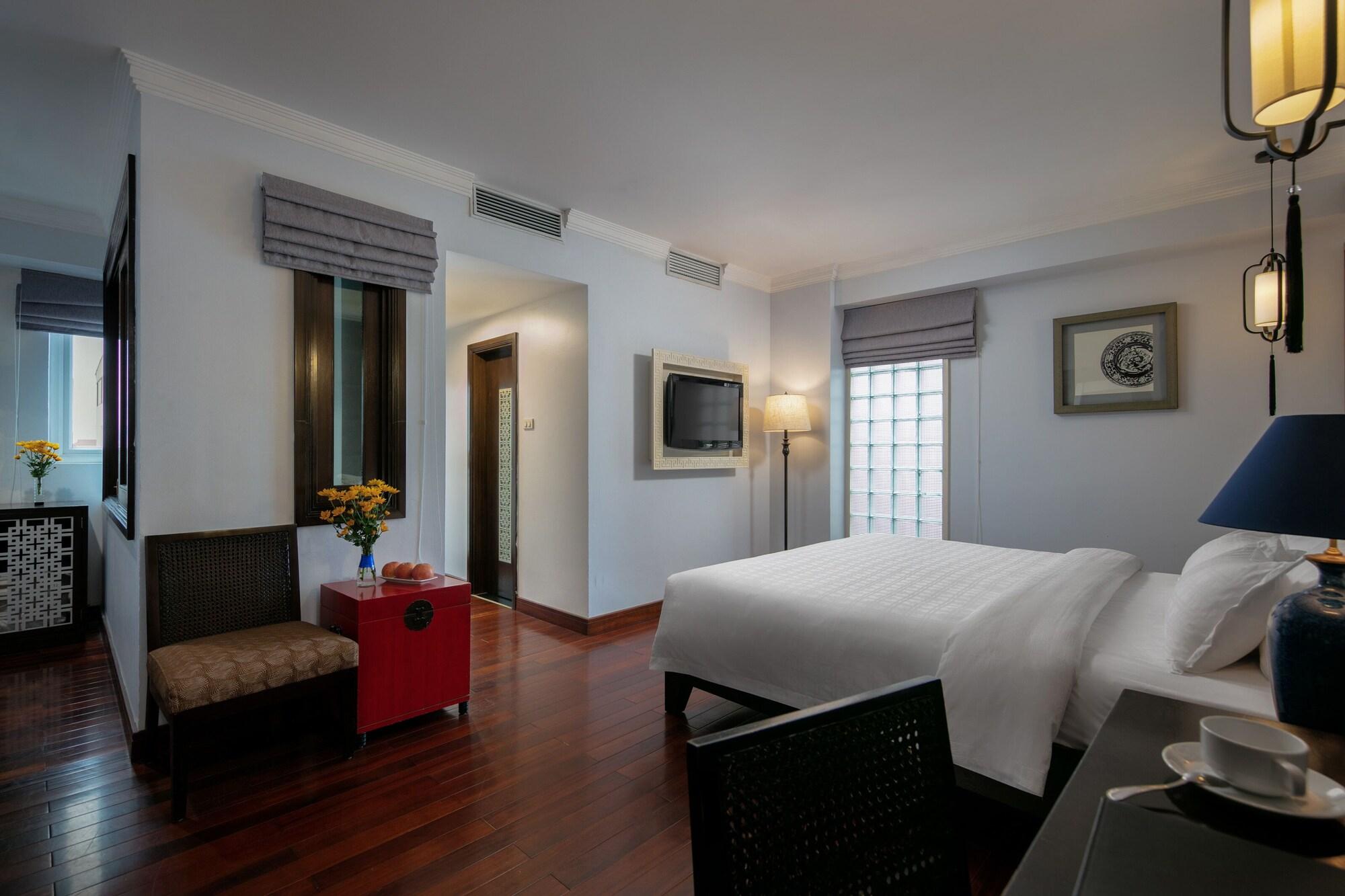 Church Boutique Hotel Hang Trong Hanoi Exterior photo