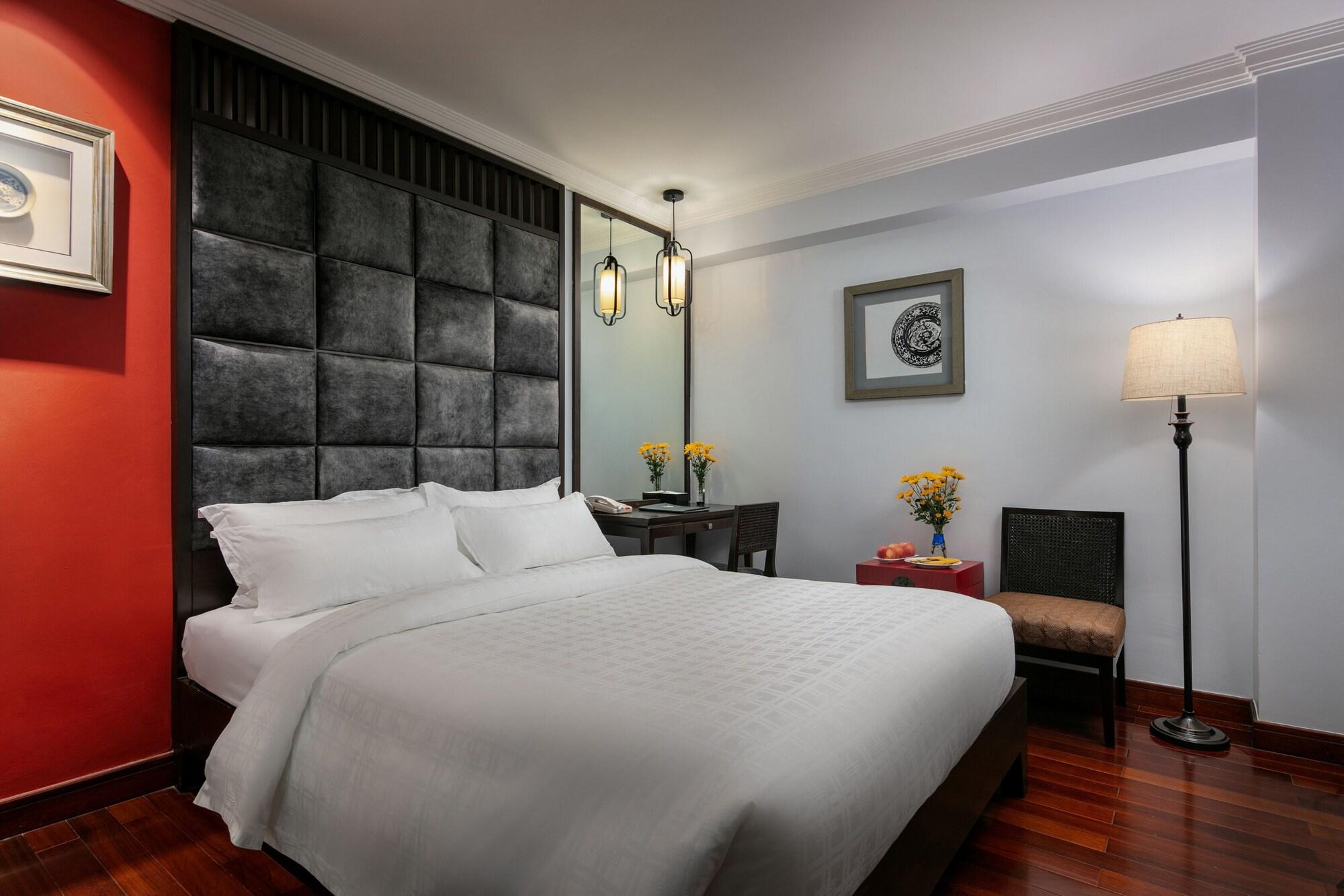 Church Boutique Hotel Hang Trong Hanoi Exterior photo