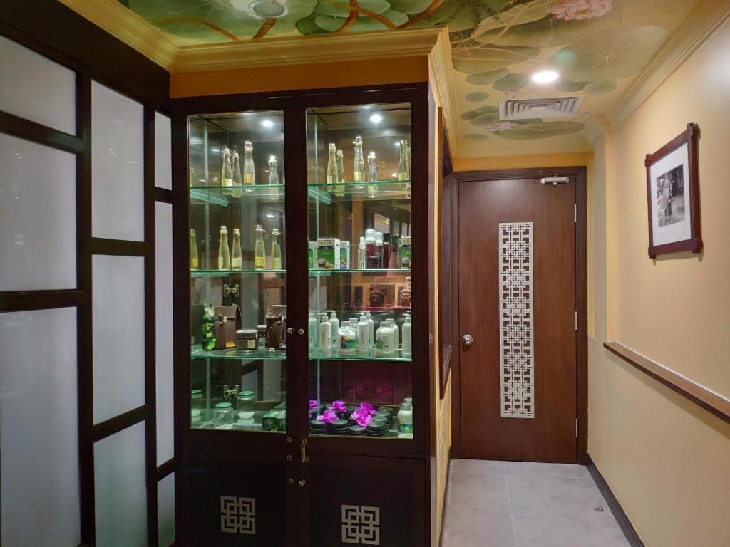 Church Boutique Hotel Hang Trong Hanoi Exterior photo